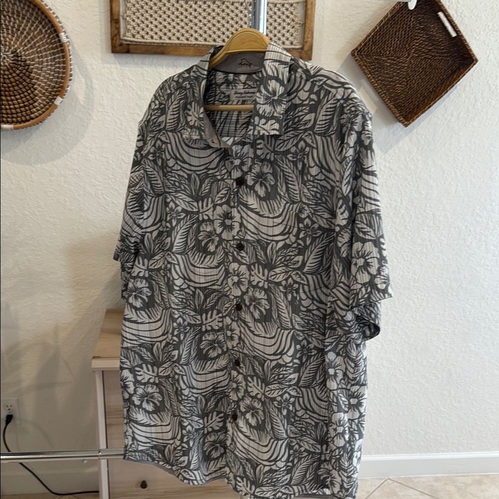 Tommy Bahama Gray Lightweight Shirt Jacket